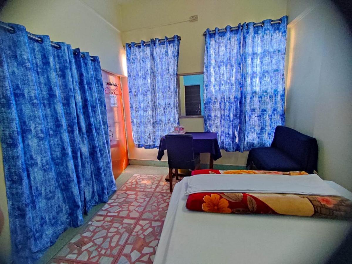 Baba Guest House Varanasi Esterno foto