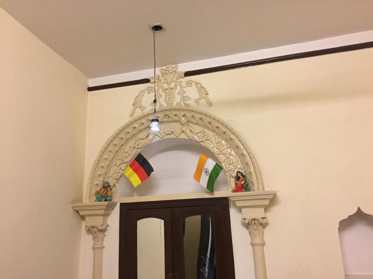 Baba Guest House Varanasi Esterno foto