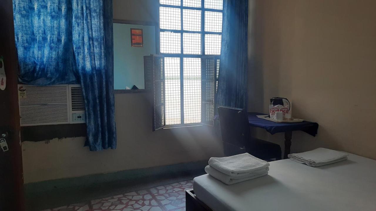 Baba Guest House Varanasi Esterno foto