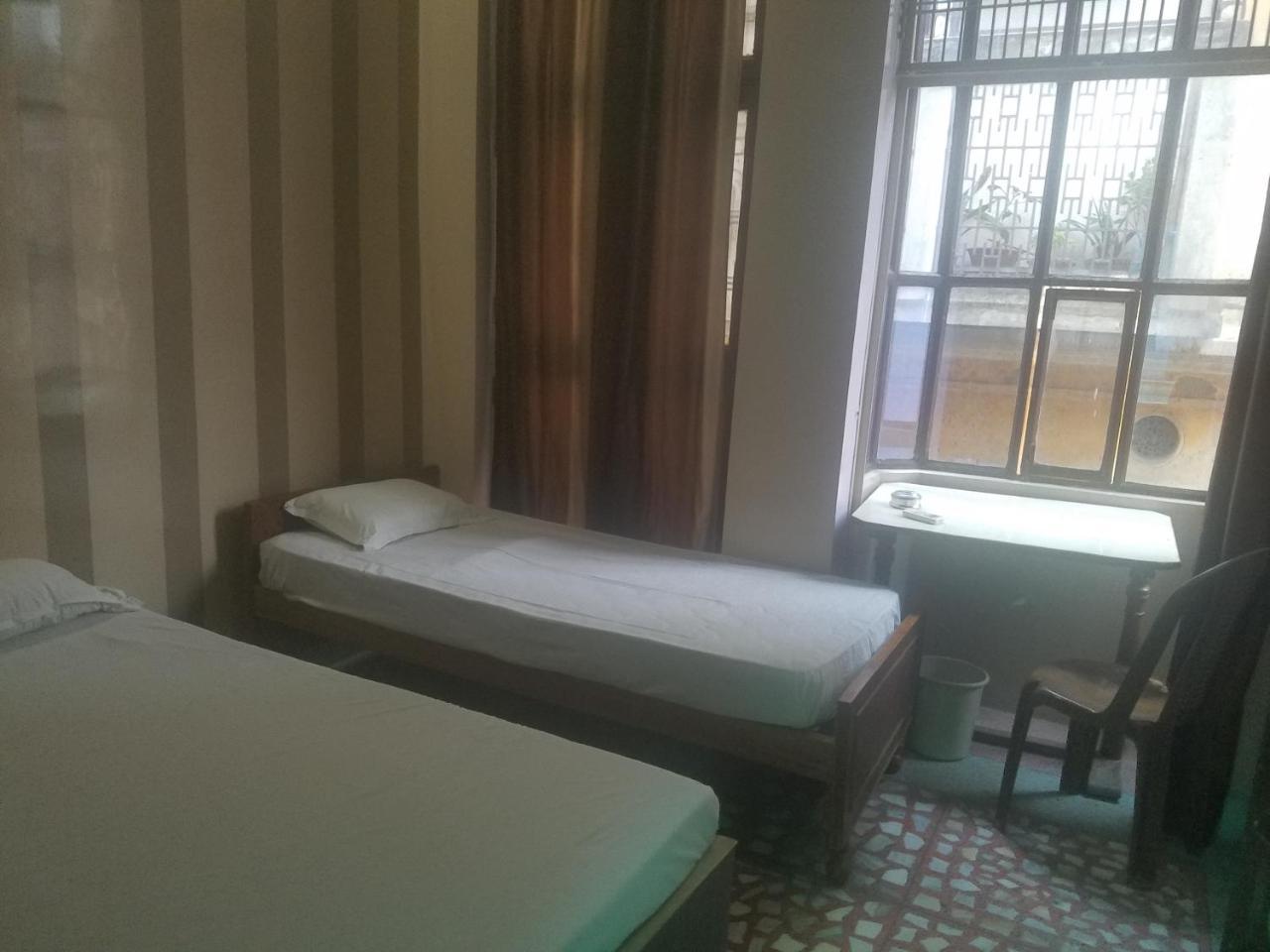 Baba Guest House Varanasi Esterno foto