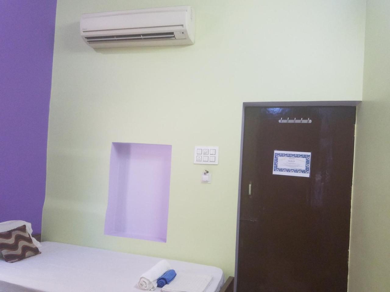 Baba Guest House Varanasi Esterno foto