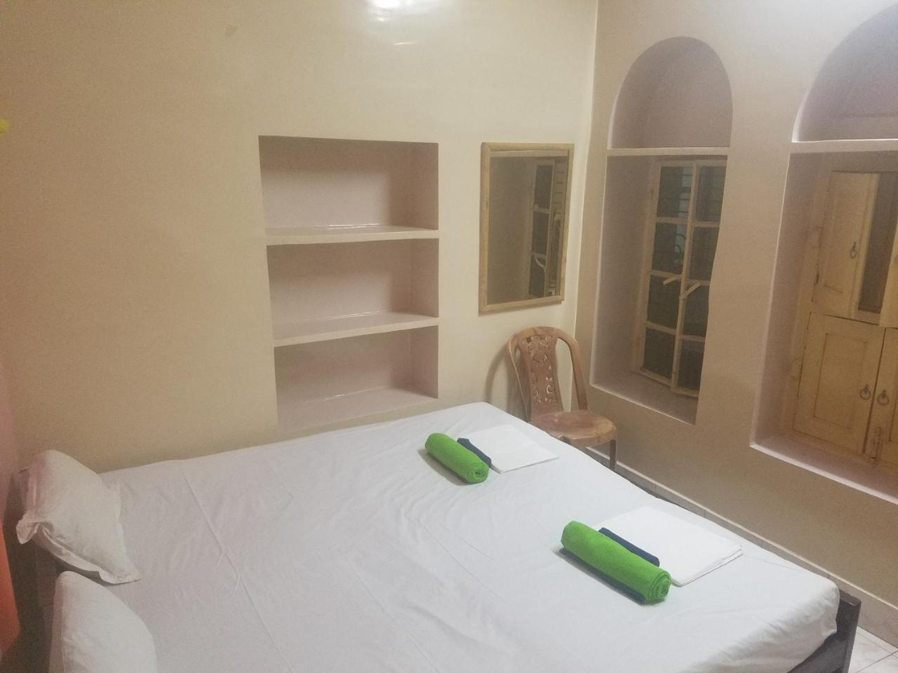 Baba Guest House Varanasi Esterno foto