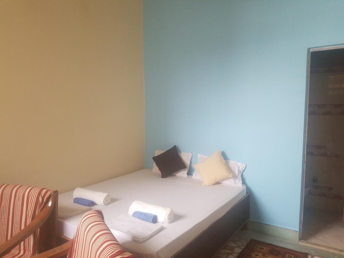 Baba Guest House Varanasi Esterno foto