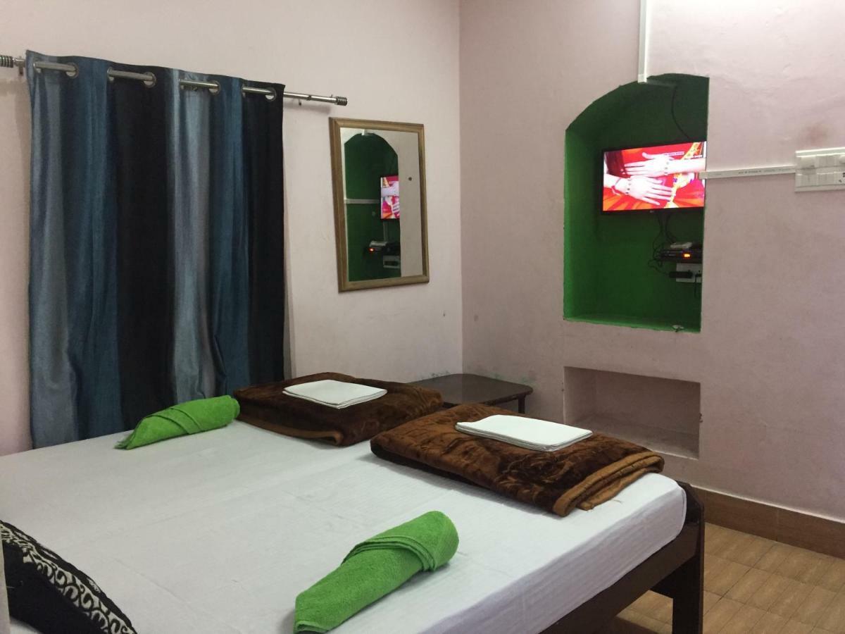 Baba Guest House Varanasi Esterno foto